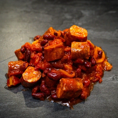 SAUTE ROUGAIL SAUCISSE